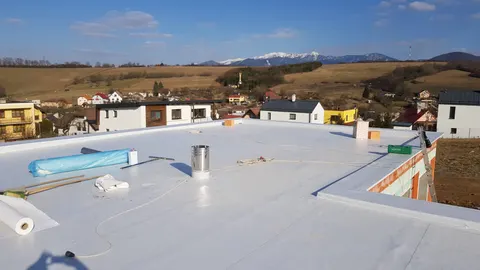 PVC strešné a izolačné práce – fotka 6