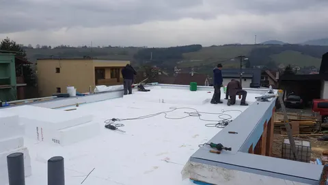 PVC strešné a izolačné práce – fotka 8