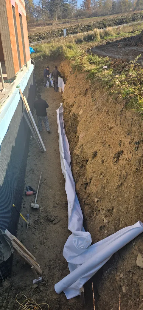 PVC strešné a izolačné práce – fotka 36